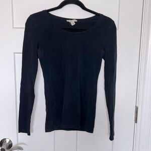 Solid Black Stretchy Fitted along Sleeve